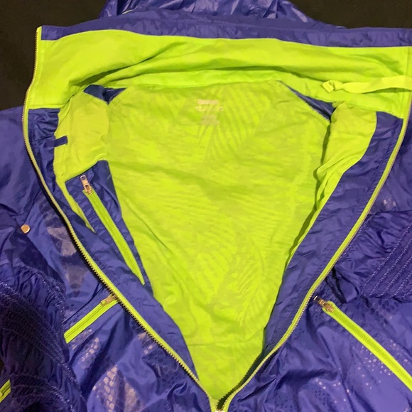 Reebok jacket - Picture 6 of 11